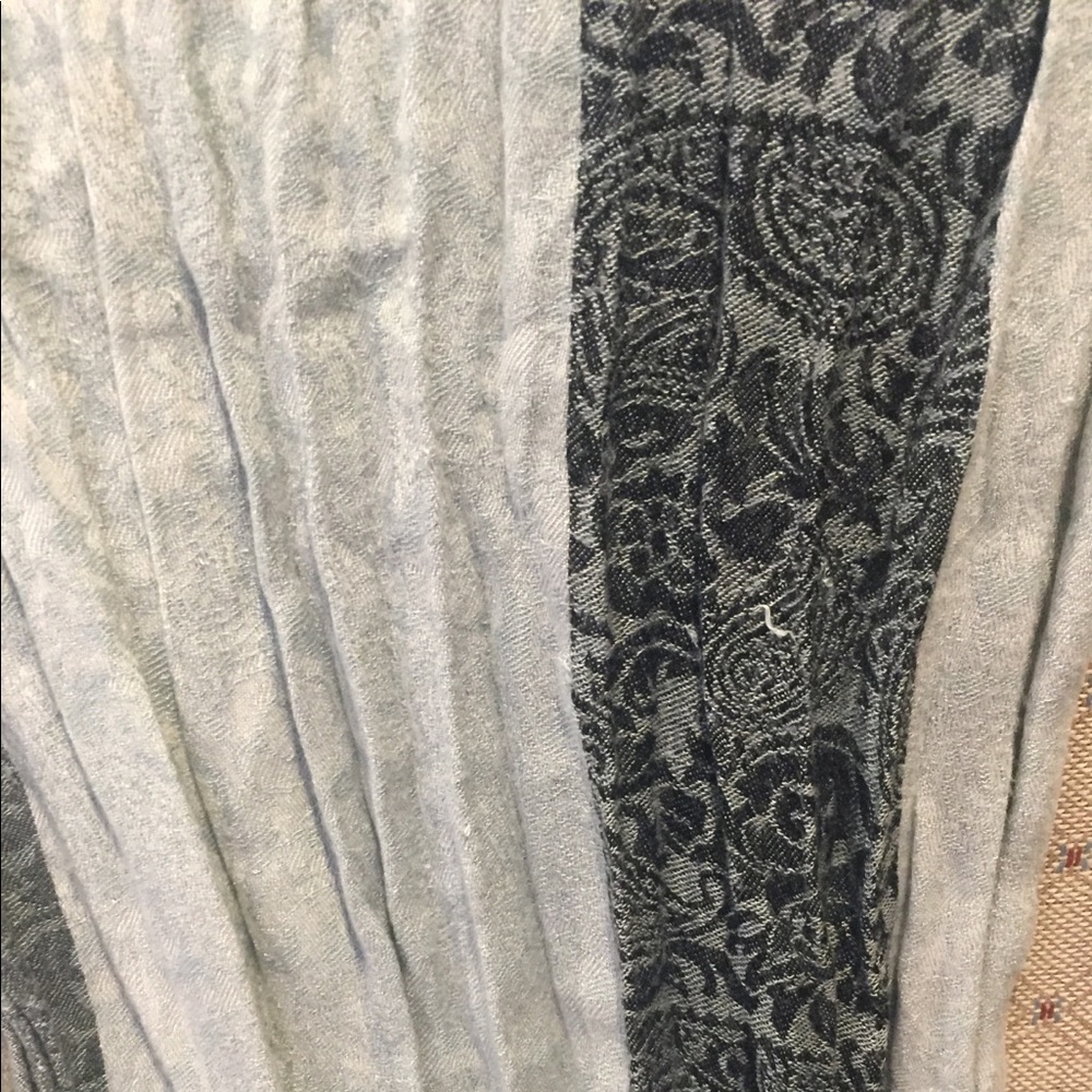 Gray and Black Scarf